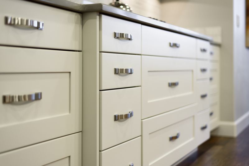 Holiday Savings on Cabinets